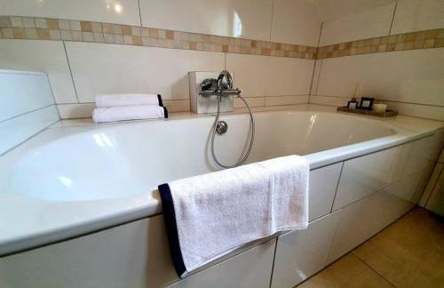 Helle Ferienwohnung - Südeifel - Foto 9