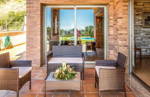 Lovely Home In Sant Cebrià De Vallalta - Foto 17