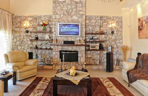 Villa in Corfu With Pool and Panoramic Views - Foto 24