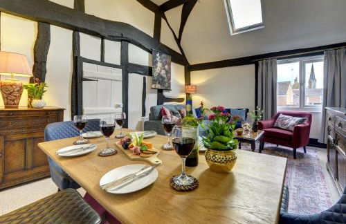 Loft Cottage by Spa Town Property - 2 Bed Tudor Retreat Near to Stratford-upon-Avon, Warwick & Solihull - Foto 30