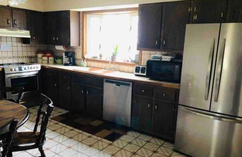 Family-Friendly Home CLOSE to SYR Univ DWNTWN & THE DOME! Location Location Location - Foto 36