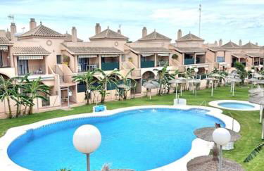 Unifamiliar Chiclana, La Barrosa - Foto 1