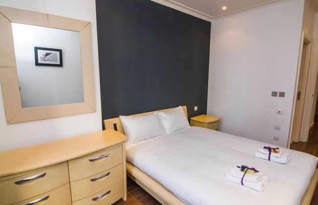 Canary Wharf - Corporate River View Apartments - Photo 15