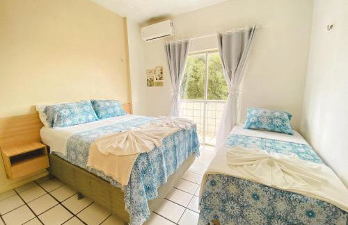 Apartamento amplo perto da Praia da Litorânea - Carmona Temporadas - Foto 1