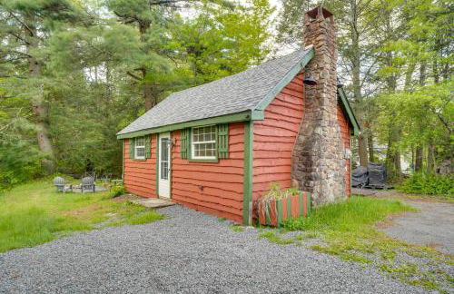 Pocono Couples Getaway! Cute Cabin on 8 Acres - Foto 22