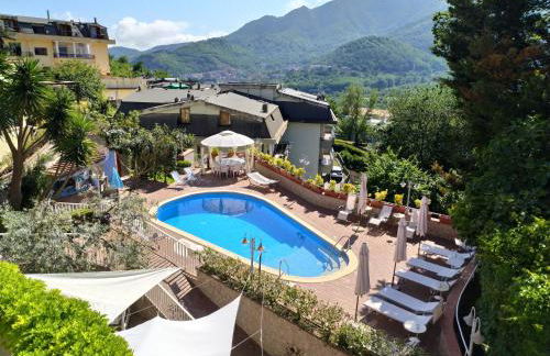 Villa Elvira - Foto 20