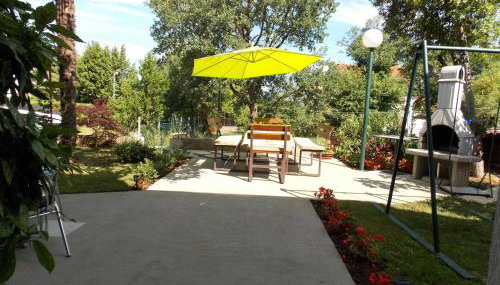 Apartments Ćutić - Foto 4, Garden, Garden view