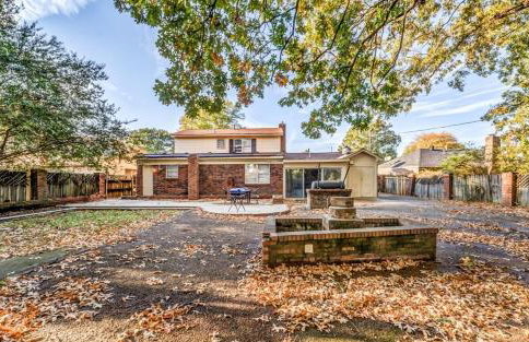 Minutes from the Airport - Wonderful Warrington - Photo 18