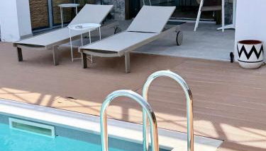 Cozy Romantic Studio with Pool & Sea View Rastoni - Foto 2, sunbed