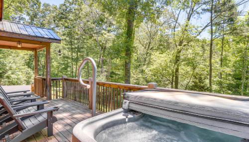 Private Hot Tub and EV Charger Cozy Murphy Cabin! - Foto 3