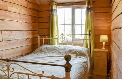 Brook Lodge - Photo 15