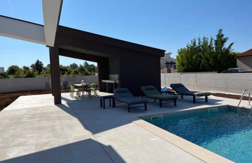 Villa Cedrus - Foto 2