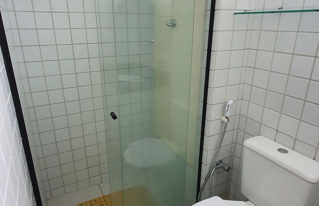 Apt 2 quartos com varanda próximo Praça Casa Forte o bairro mais agradável do Recife ARN901 - Photo 17