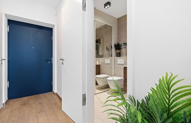 Stylish Luxurious Apt w Pool & Gym ID214 - Foto 38