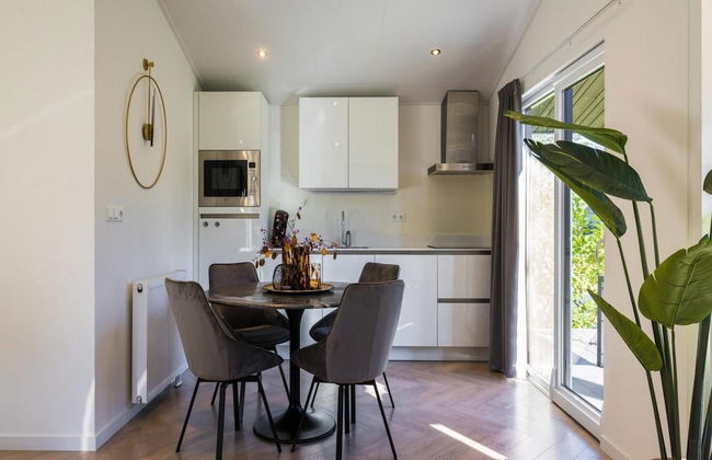 Lodge in Netherlands With Furnished Terrace - Photo 20