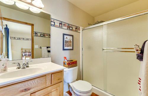 Hike, Fish and Enjoy Pond On-Site Bison Ranch Cabin - Foto 17