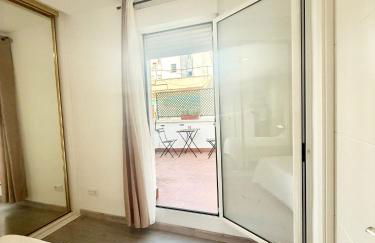 Metro Avenida de América 11 AMCH Hospedaje - Photo 15