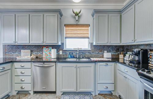 Beautiful Front Row Views - Tiki Bar - Playground - Foto 10