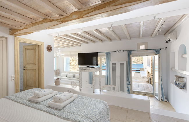 Etesians Suites & Villas - Photo 36