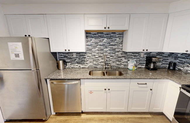 Sea Palm 1D is a 2 BR 1 Bath that is pet friendly and sleeps 6 by RedAwning - Foto 8