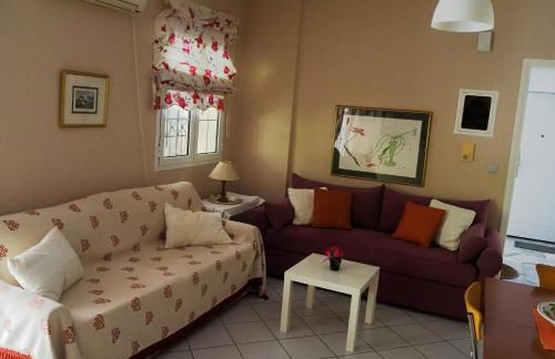 Το Κουκλάκι της Παναγιώτας - Panagiota's Dollhouse - Foto 2