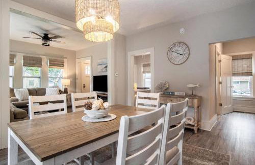 Palmer House Retreat - A Great Muskegon Getaway! - Photo 3