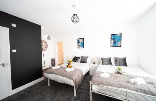 Open Mind Property - Cozy Flat for FOUR - Photo 2