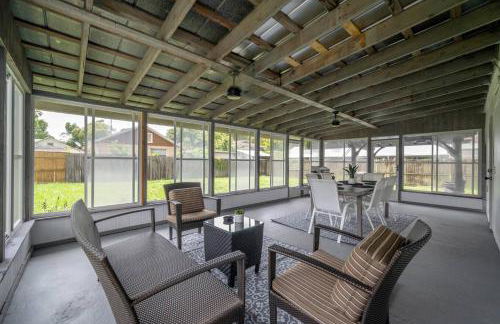 Contemporary Oaks | Heated Pool + Screened Lanai - Foto 35