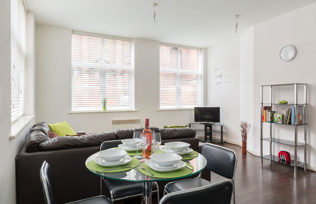 2bed Apt -king Bed -free Parking - Family Friendly - Foto 1