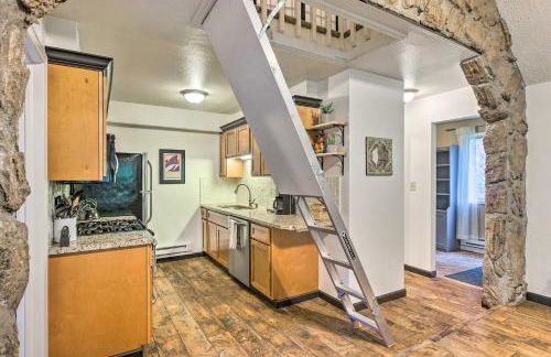 Creekside Morrison Cabin about 9 Mi to Red Rocks Park! - Foto 17