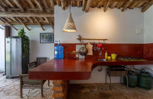 Casa histórica na rua da praça - Foto 26