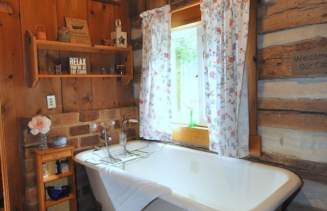 Pondview Cabin - Log Cabin Retreat - Foto 16