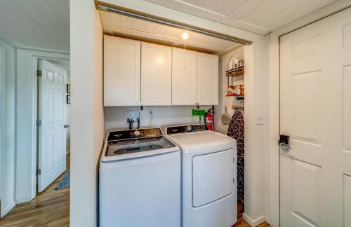 Cozy Grand Coulee Home w/ Deck & Views! - Foto 17