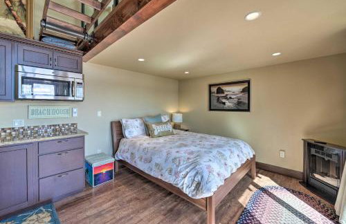 Similk Bay Retreat with Deck, Fire Pit and Hot Tub! - Photo 19