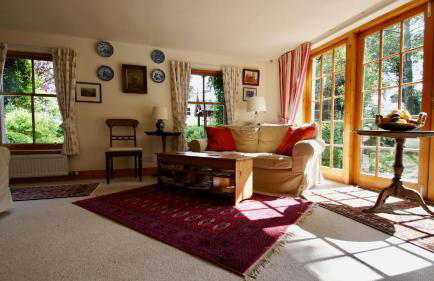 Glen Cottage - Photo 2