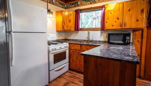 Traditional Cabin - First on the Water - Nearest to Marine - Netflix CB10 - Foto 4