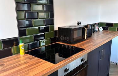 House in Tyneside Perfect for Travelers, Groups & Contractors Free Parking - Foto 21