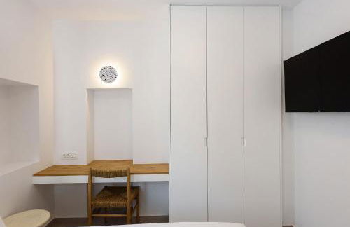 Azure Naousa - Photo 59