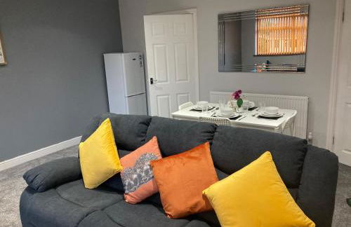 Hilltop Place Suites 3 Bedrooms 4 beds for CONTRACTORS with FREE PARKING FOR VANS - Foto 4