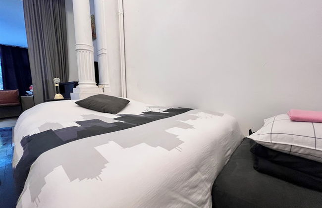 Chic Comfortable Loft and Natural Light - Photo 11