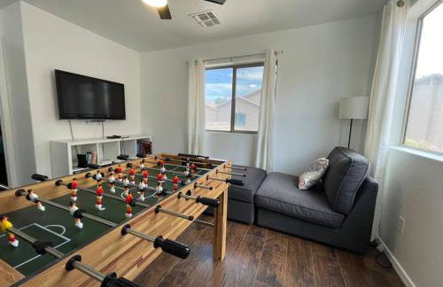 Gorgeous Abode 3 Bedrooms Hide-out in Mesa - Photo 20