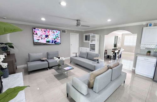 Disneyland Lux Villa 6BR 4BA Mini Golf Arcade Game - Foto 11