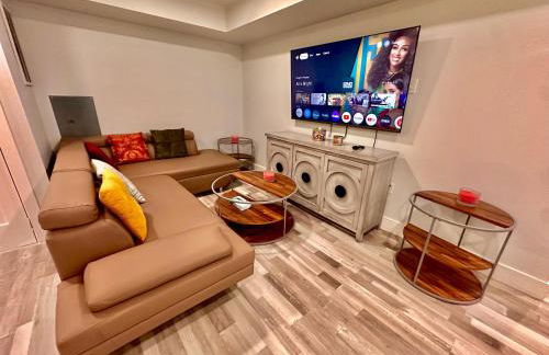 The Trendy Suite - Upgraded 2BR with Luxe Amenities - Foto 9