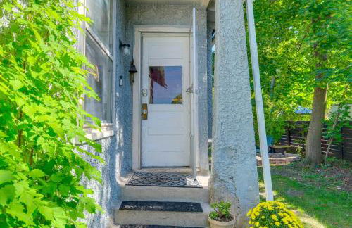 Vintage Charlevoix Home with Deck Near Round Lake! - Photo 27