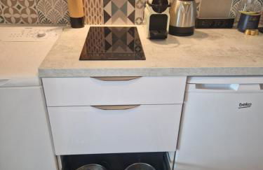 Studio au-dessus des nuages - Parking privé - Foto 25