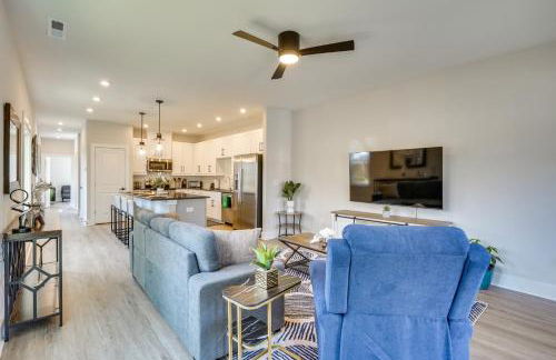 2 Mi to Duke and 3 Mi to Downtown Durham Townhome - Foto 4