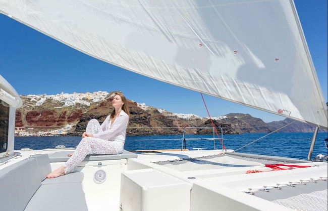 Santorini Caldera Catamaran Trip + Lunch - Foto 3