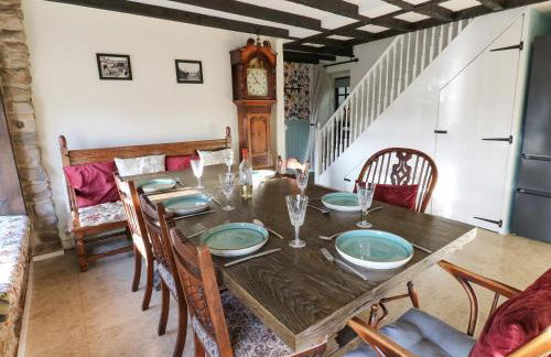 Rose Hip Cottage - Photo 13