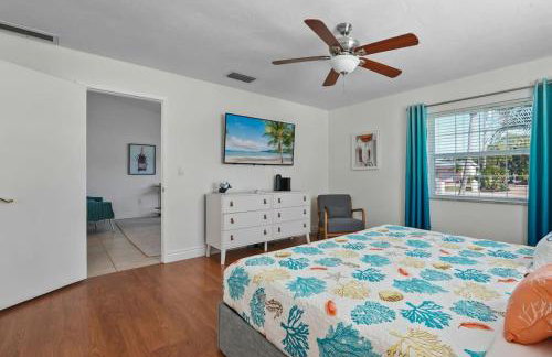 Coastal Home 10 min to the Beach - Foto 15