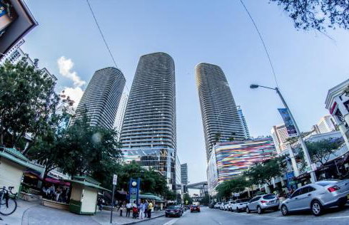 Spacious and bright in the heart of Brickell - Foto 45
